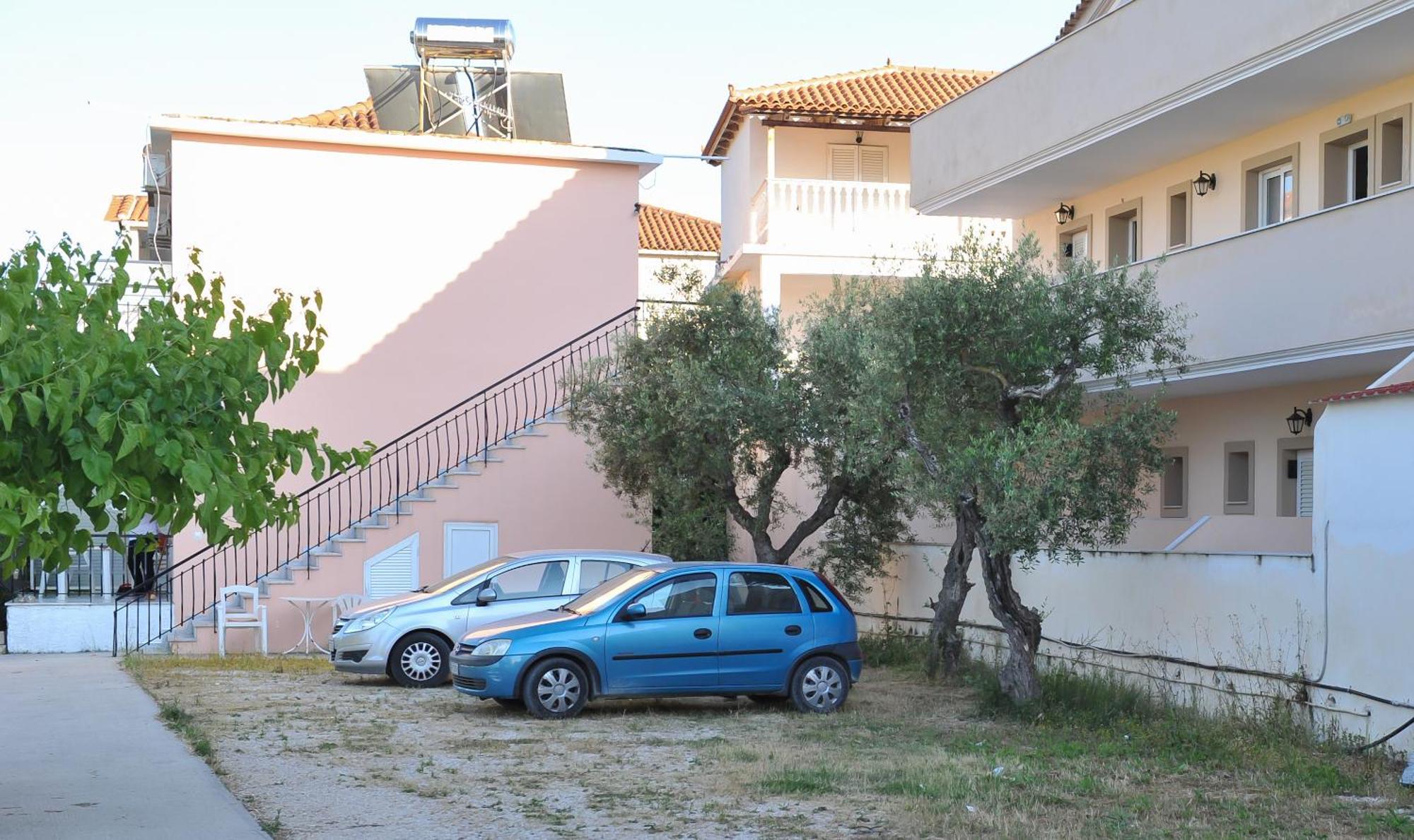 אליקאנאס Valianos Studios מראה חיצוני תמונה